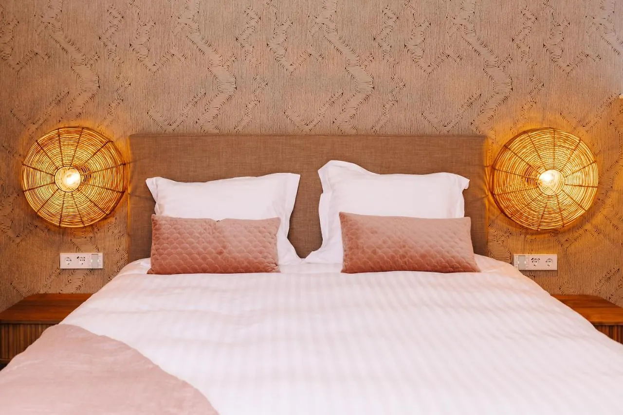 Boutique Hotel Margretha Zandvoort 4*,